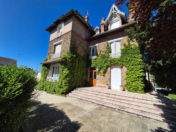 Appartement 7 pièces 148.93 m2