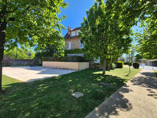 Appartement 7 pièces 148.93 m2