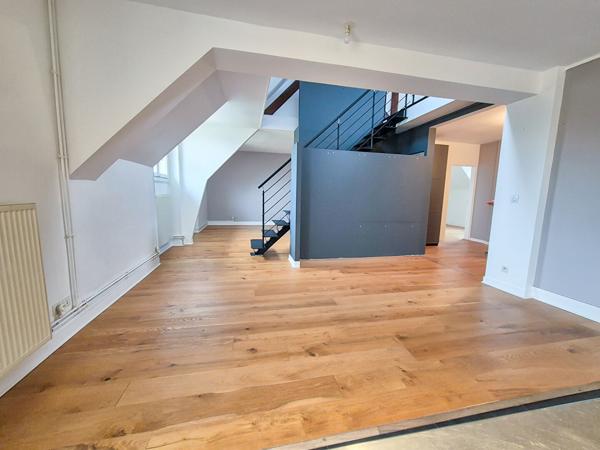 Appartement 7 pièces 148.93 m2