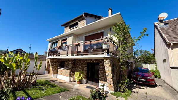 Maison 9 pièces 239 m2