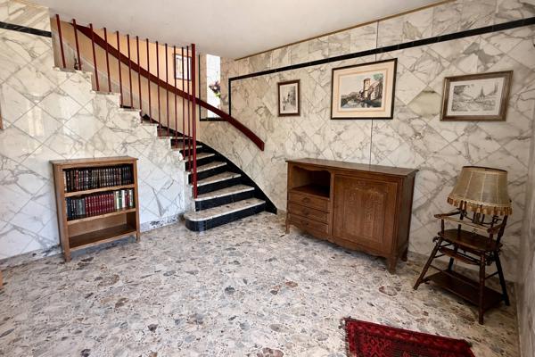 Maison 9 pièces 239 m2