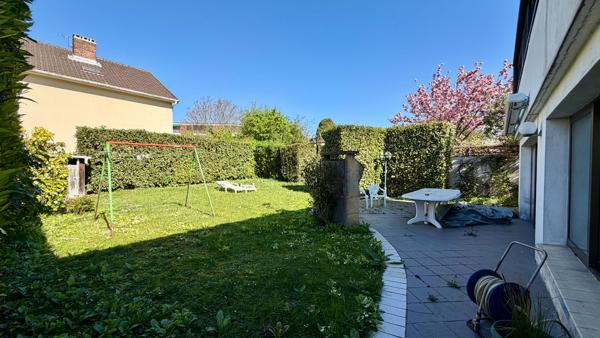 Maison 9 pièces 239 m2
