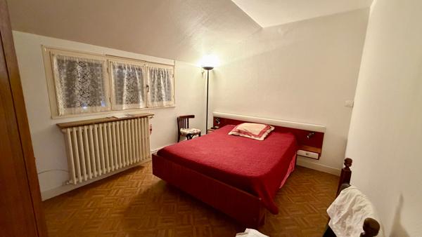 Maison 9 pièces 239 m2