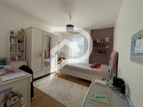 Appartement 4 pièces 82.15 m2