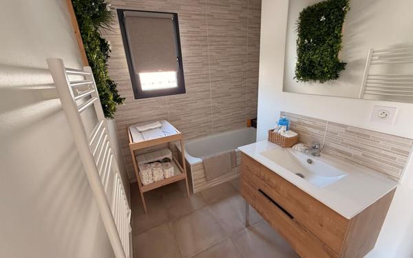 Maison à vendre    6 pièces • 132 m2 Montfavet - Avignon