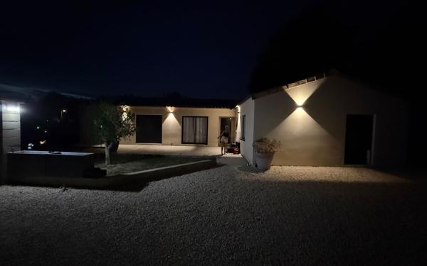 Maison à vendre    6 pièces • 132 m2 Montfavet - Avignon