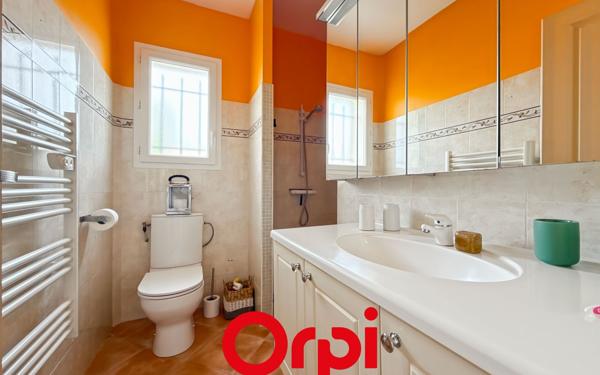 Maison à vendre    5 pièces • 162,36 m2 Le Castellet