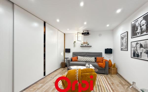 Maison à vendre    5 pièces • 162,36 m2 Le Castellet