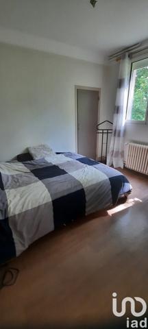 Maison traditionnelle 8 pièces de 215 m² à Bures-sur-Yvette (91440)