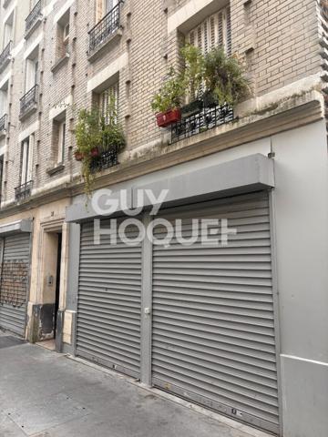 PORTE DE CLIGNANCOURT - LOCAL COMMERCIAL 22,06 M² - CAVE