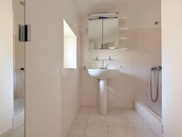 Immeuble 7 pièces 103 m2