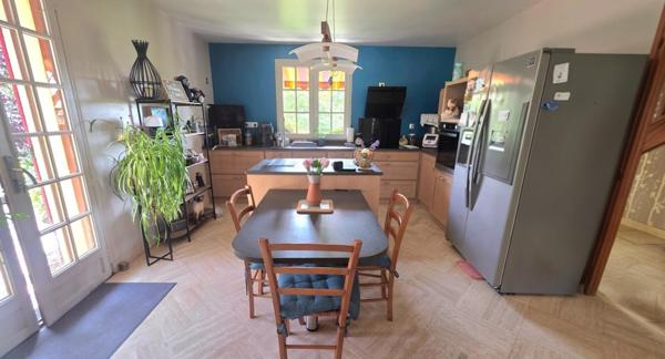 Grande maison familliale avec piscine