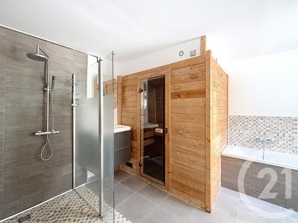 Maison à vendre  10 pièces - 245,77 m2 CESTAS - 33