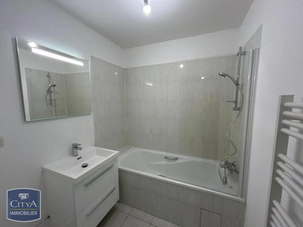 Appartement à louer 3 pièces 78.75m²