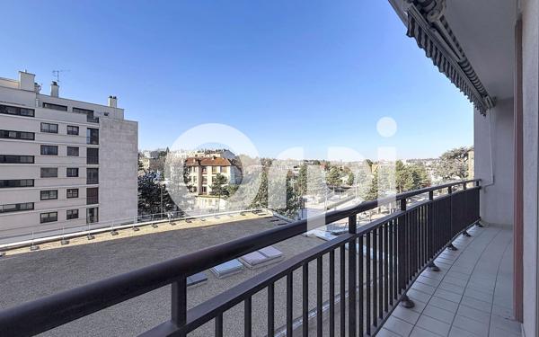 Appartement à vendre    3 pièces • 59 m2 Bourg-la-Reine