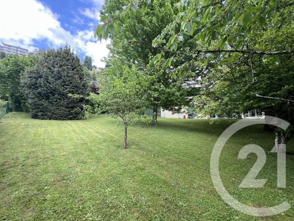 Maison à vendre  10 pièces - 300 m2 VOIRON - 38