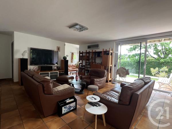 Maison à vendre  10 pièces - 300 m2 VOIRON - 38