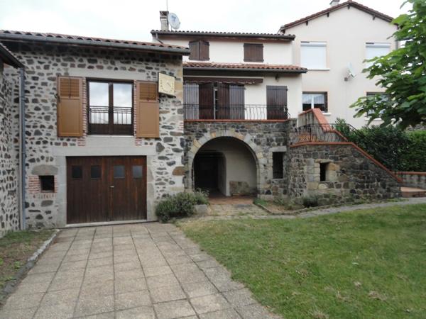 Vente Maison 7 pièces 156 m2 à Esteil