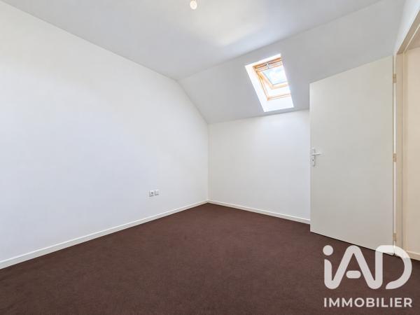 Maison à vendre 4 pièces 84,2 m² Saint-Fargeau-Ponthierry