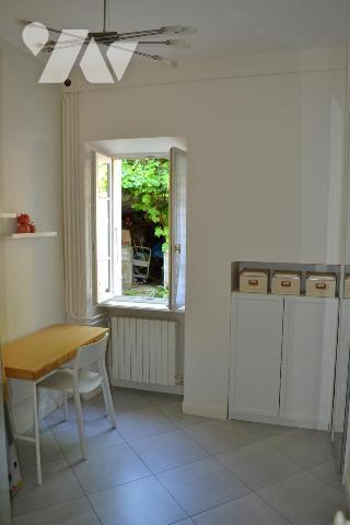 MAISON DE VILLAGE INDEPENDANTE EN PIERRE AVEC TERRAIN ATTENANT DE 460 m²