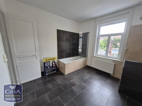 Maison à louer 4 pièces 93m² Tourcoing (59200)