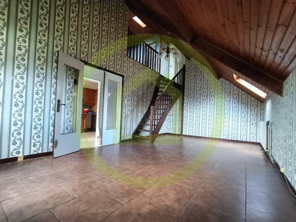 Appartement à FOURMIES (59610)