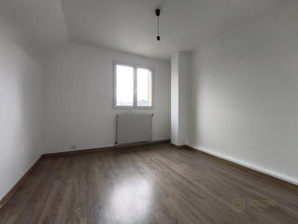 Appartement à FOURMIES (59610)