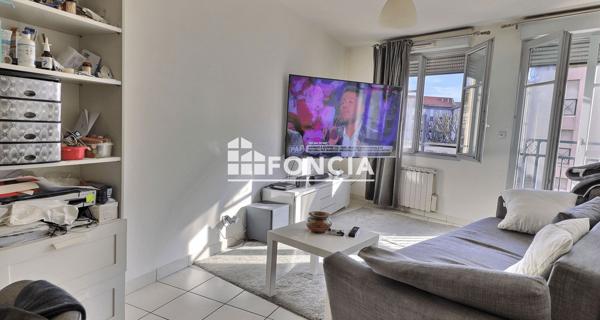 À vendre Appartement 2 pièces 47 m² - Saint-étienne 42000