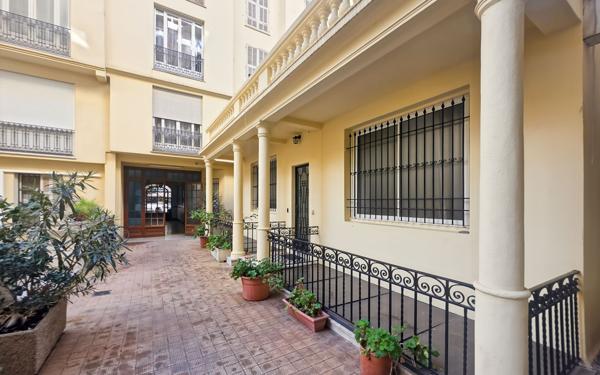 Appartement à vendre    2 pièces • 39,11 m2 Nice