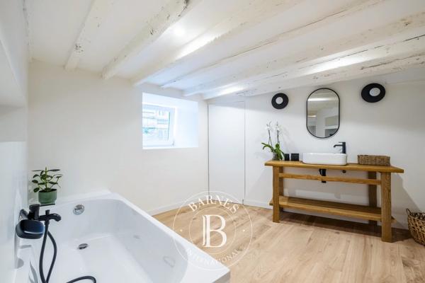 Bordeaux, Maison 4 Chambres -  188 m² à vendre