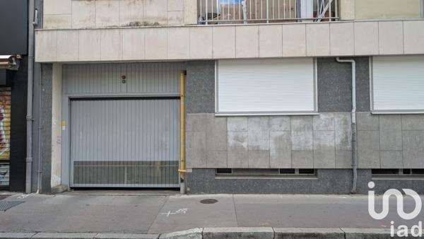 Parking for sale 12 m² Lyon 3