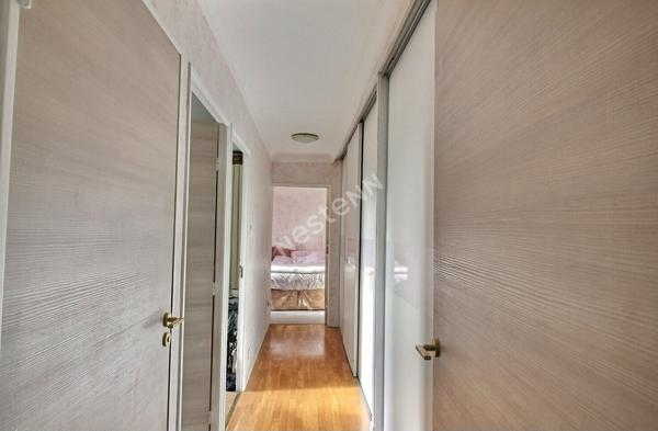 Appartement Suresnes 3 pièces 72 m² + cave