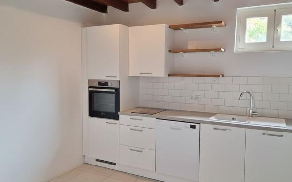 Maison à vendre    3 pièces •  Saint-Victor-de-Morestel