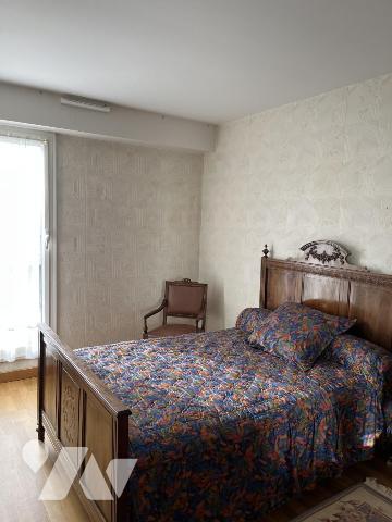 REZE, les trois Moulins, dans immeuble en cours de ravalement énergétique, T3 de 68,77 m²,  balcon.