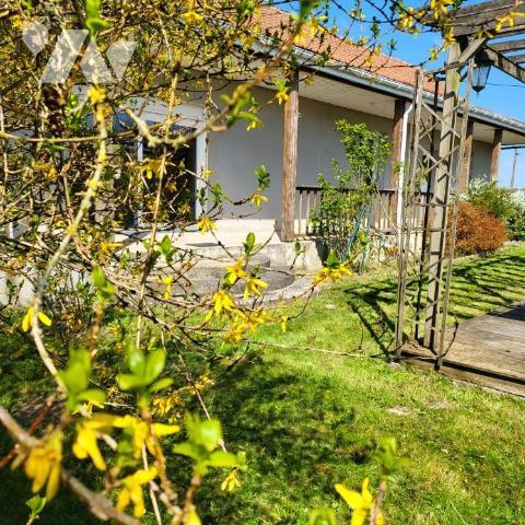 FORTEL EN ARTOIS, Plain pied individuel de 230 m² habitable