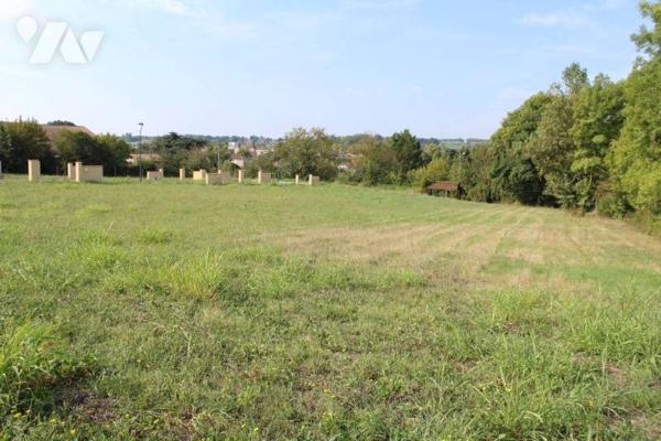 PROCHE DU CENTRE DE NERAC, TERRAINS A BATIR