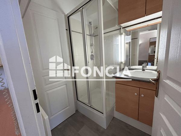 Location Studio meublé 20.1 m² - 57 AVENUE JEAN MONNET La Rochelle 17000