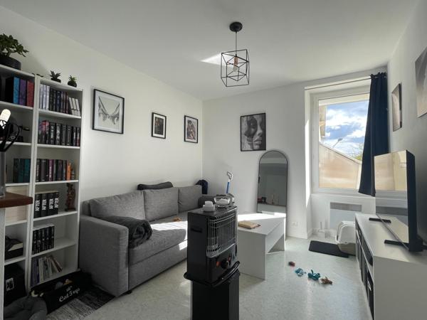 À seulement 8 minutes du centre de Nantes – Appartement T2 avec vue sur la Loire