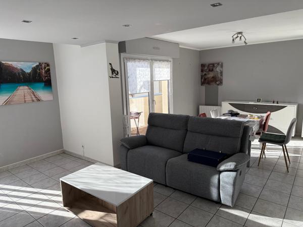 Joli 4 pièces au deuxième étage d'une résidence de qualité