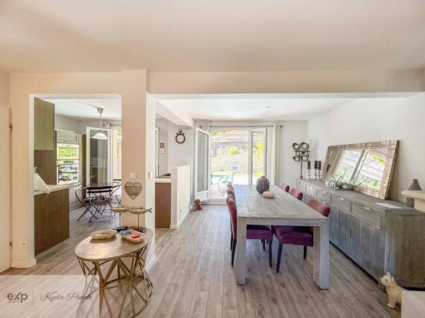 Maison avec piscine au cœur du Domaine sécurisé du Golf de Pont Royal