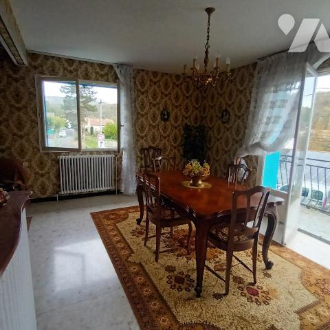 Maison T4 avec jardin, garage et dépendances