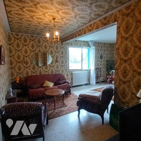 Maison T4 avec jardin, garage et dépendances