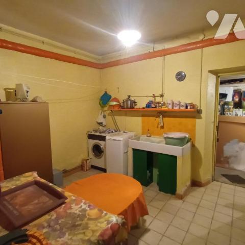 Maison T4 avec jardin, garage et dépendances