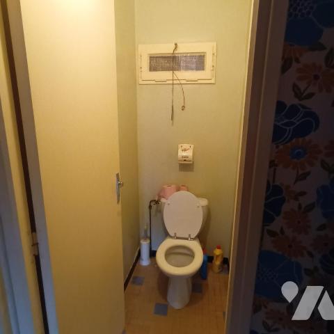 Maison T4 avec jardin, garage et dépendances