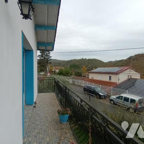 Maison T4 avec jardin, garage et dépendances