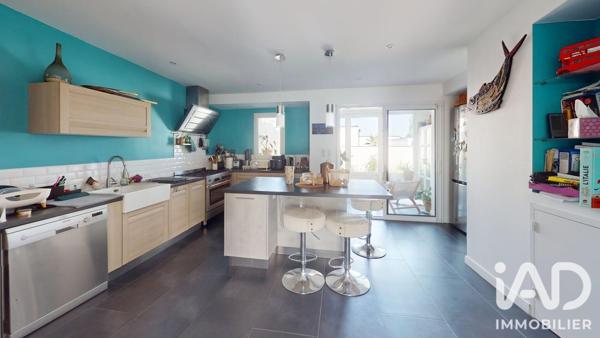 Maison à vendre 7 pièces 158 m² Sainte-Soulle