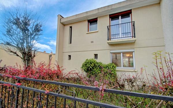 Maison à vendre    4 pièces •  Saran