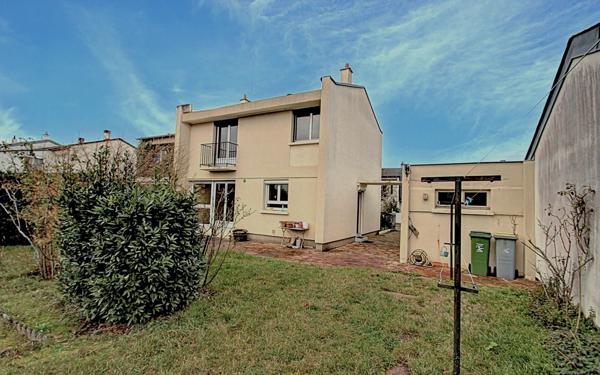 Maison à vendre    4 pièces •  Saran