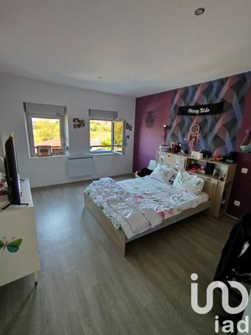 Maison à vendre 6 pièces 177 m² Launois-sur-Vence