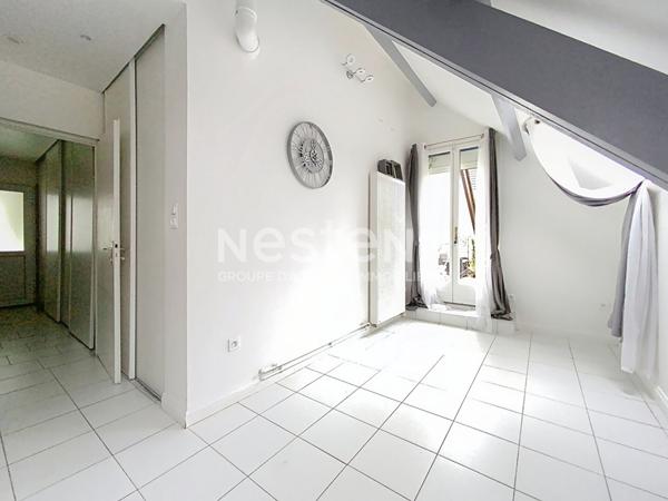 A VENDRE - MONTIGNY LE BRETONNEUX